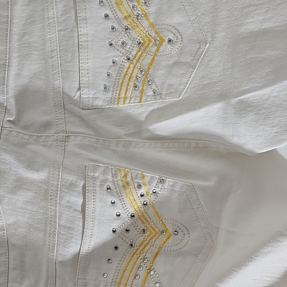 Womens White Pants With Enbrodery Pockets. Size Small P. Side Zipper. - Picture 3 of 8